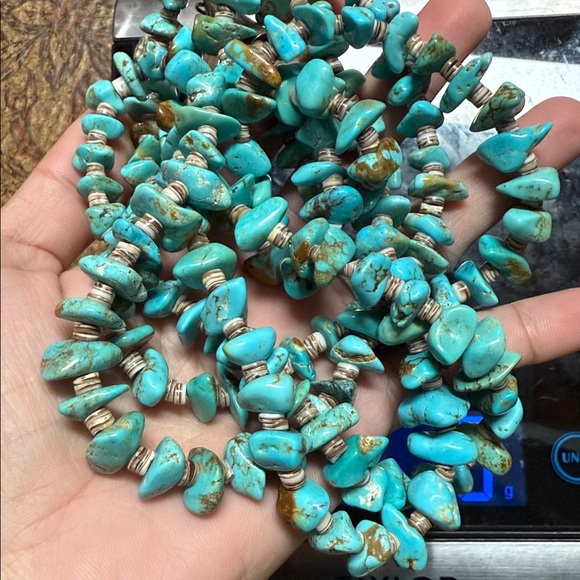 Vintage Genuine Turquoise
& Heishi Shell Necklace - Picture 11 of 11
